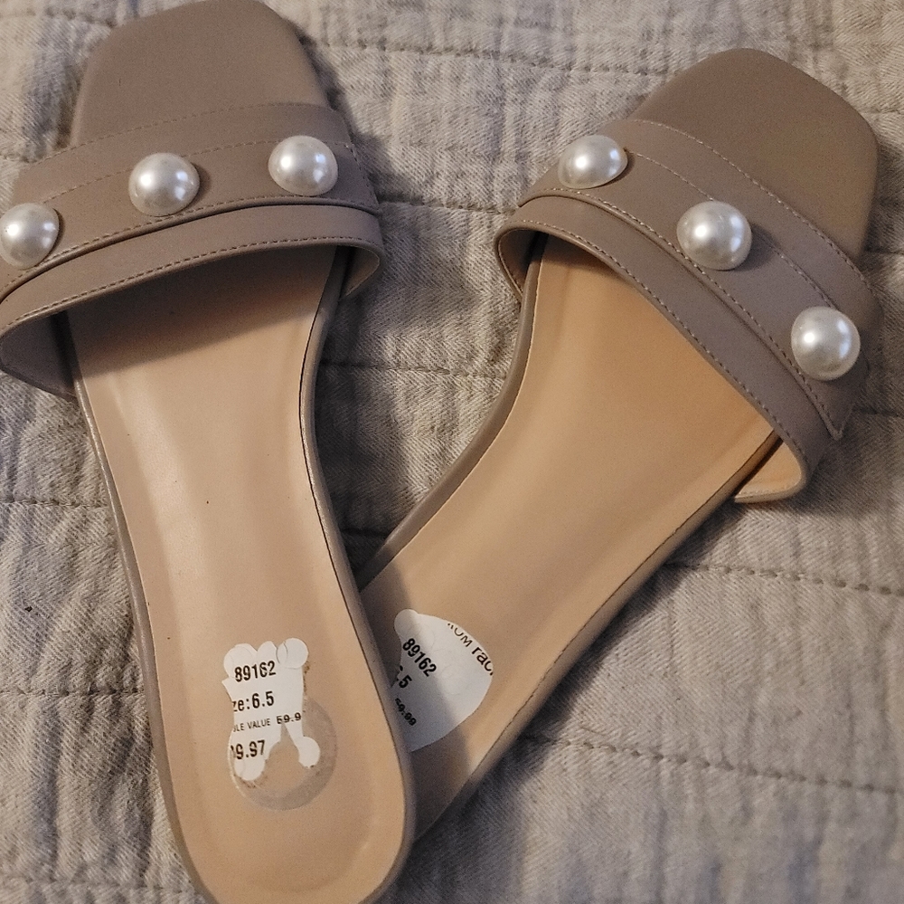 Pearl Sandals
